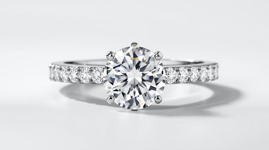 סול לוקס מג'יק - 1.5 קראט לבן עם שיבוצים